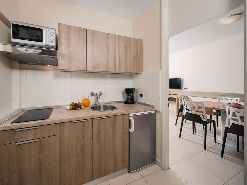 Accommodation:&nbsp;Katoro 210.23