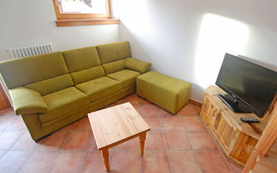 Standard 450.12: Furniture, Room, Property, Couch, Floor, Living Room, Table, Coffee Table, Interior Design, House