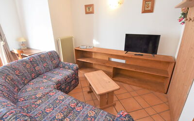 Accommodation:&nbsp;Castello 550.4