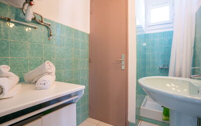 Accommodation:&nbsp;La Sirene 121.3
