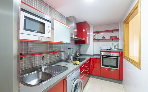 Roquetas de Mar 100: Kitchen Sink, Cabinetry, Countertop, Property, Tap, Sink, Kitchen Stove, Kitchen, Kitchen Appliance, Plumbing Fixture