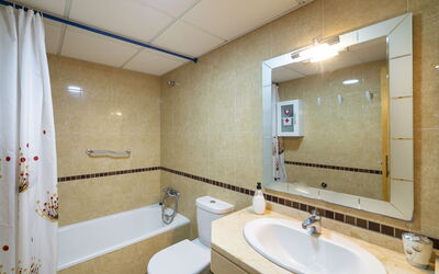 Accommodation:&nbsp;Monaco 01 100.2