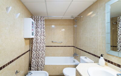 Accommodation:&nbsp;Monaco 01 100.2