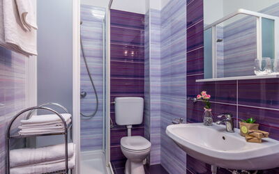 Accommodation:&nbsp;Romana 101.4