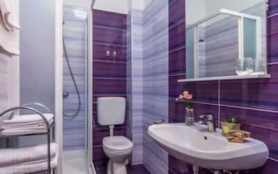 Accommodation:&nbsp;Romana 101.6