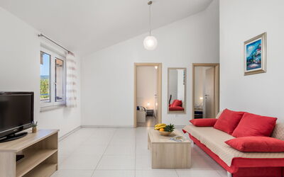 Accommodation:&nbsp;Romana 101.3