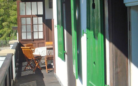 Haus Altein Apartment Nr. 4: Green, Property, House, Home, Porch, Building, Door, Room, Window, Real Estate
