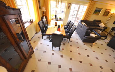 Accommodation:&nbsp;Bel Monte 300.2