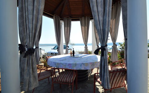 Raslina 100: Furniture, Table, Chair, Curtain, Shade, Interior Design, Wood, Tablecloth, Water, Tints And Shades