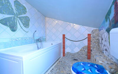 Accommodation:&nbsp;Ivana 100.5