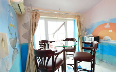 Accommodation:&nbsp;Ivana 100.5