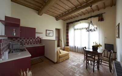 Accommodation:&nbsp;Lunario