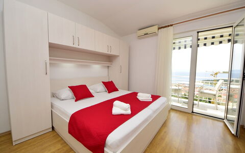 Makarska 592: Furniture, Property, Building, Comfort, Cabinetry, Wood, Bed, Interior Design, Bed Frame, Pillow