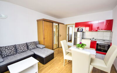 Accommodation:&nbsp;Mira 592.2