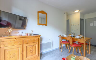 Accommodation:&nbsp;Bâtiment a 600.20
