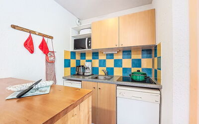 Accommodation:&nbsp;Bâtiment B 600.19