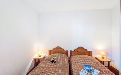 Accommodation:&nbsp;Bâtiment a 600.13
