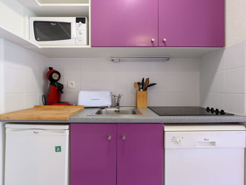 Accommodation:&nbsp;Bâtiment a 600.20