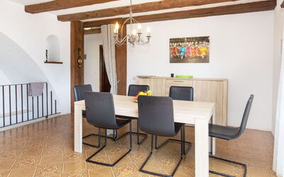 Accommodation:&nbsp;Puig Romani 511.2