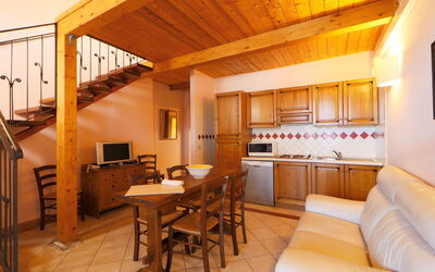Accommodation:&nbsp;Le Capanne Iii 825.6