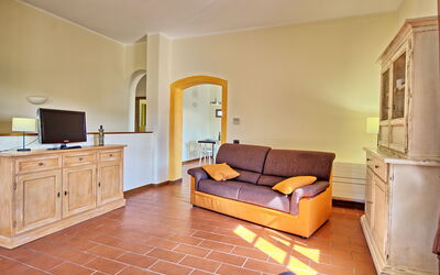 Accommodation:&nbsp;Artisti 6