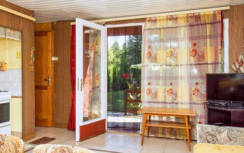 Rosso: Furniture, Window, Building, Door, Wood, Interior Design, Shade, House, Living Room, Flooring