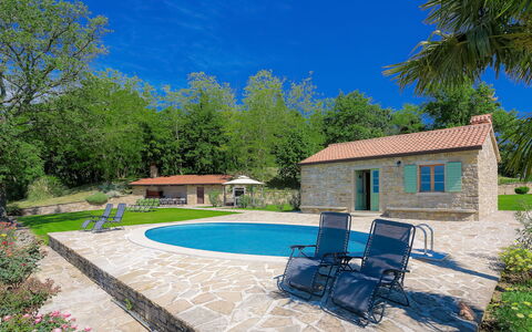 Villa Plac: Plant, Building, Furniture, Sky, Blue, Azure, Swimming Pool, Water, Tree, Outdoor Furniture