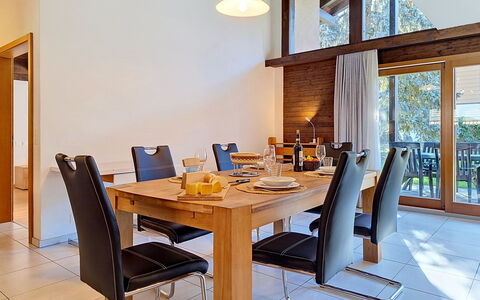 Von Allmen: Furniture, Interior Design, Flooring, Wood, Table, Kitchen & Dining Room Table, Floor, Chair, Ceiling, Dining Room