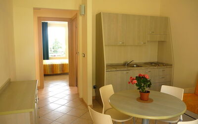Accommodation:&nbsp;Borgoverde 530.2