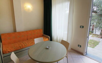 Accommodation:&nbsp;Borgoverde 530.11