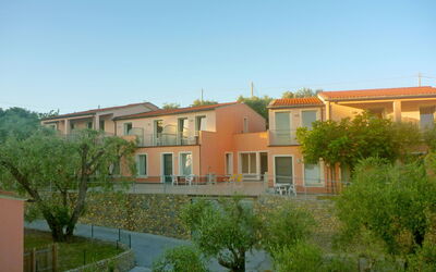 Accommodation:&nbsp;Borgoverde 530.5