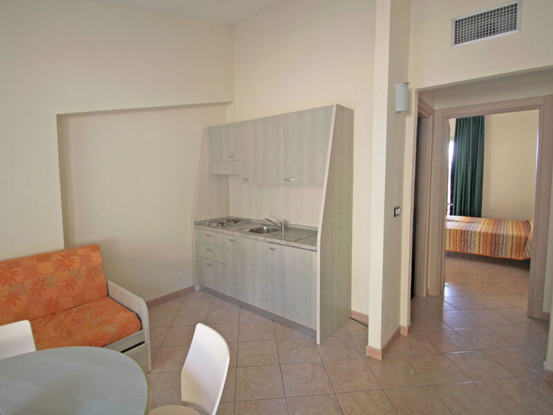 Accommodation:&nbsp;Borgoverde 530.4