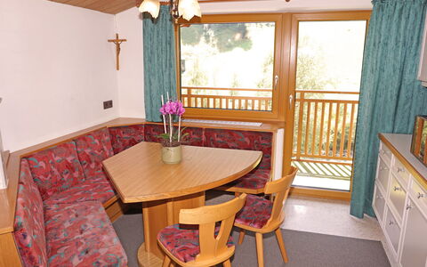 Erika: Table, Furniture, Flower, Property, Plant, Window, Wood, Cabinetry, Interior Design, Houseplant