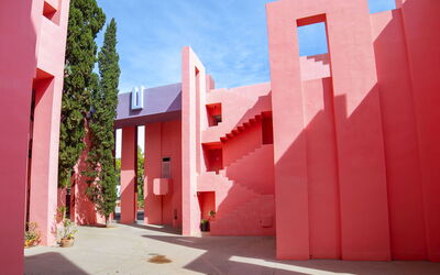 Accommodation:&nbsp;Muralla Roja 914.5