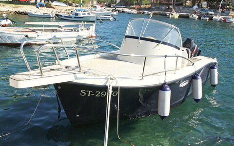Brodarica 101: Water, Boat, Vehicle, Watercraft, Naval Architecture, Boats And Boating--Equipment And Supplies, Lake, Dock