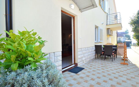 Brodarica 101: Property, Building, House, Real Estate, Architecture, Home, Room, Tree, Courtyard, Facade