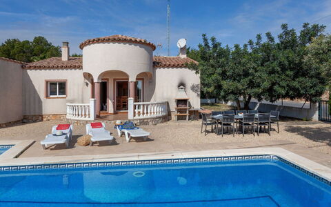 Villa Cala Vidre B: Sky, Property, Water, Cloud, Plant, Building, Swimming Pool, Window, Azure, Chair