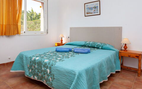 Villa Cala Vidre B: Furniture, Property, Building, Table, Window, Azure, Wood, Textile, Comfort, Interior Design