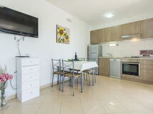 Accommodation:&nbsp;Miki & Roza 111.1