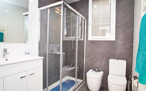 Eixample Esquerre Gran Via Balmes: Bathroom, Room, Property, Blue, Interior Design, Plumbing Fixture, Tile, Floor, House, Building