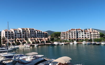Cogolin 181: Water, Sky, Boat, Property, Building, Watercraft, Vehicle, Lake, Boats And Boating--Equipment And Supplies