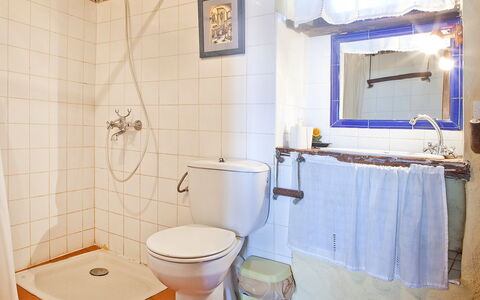 Pepa: Bathroom, Room, Property, Wall, Interior Design, Plumbing Fixture, House, Toilet, Tile, Toilet Seat
