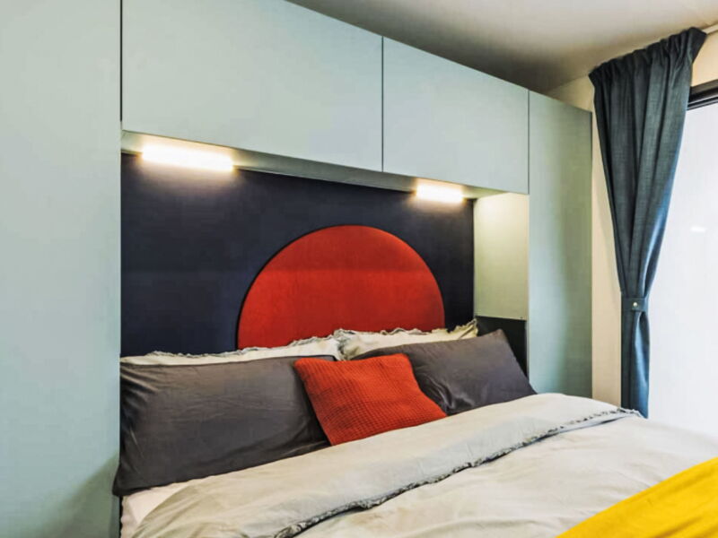 Accommodation:&nbsp;Charme Plus 140.22