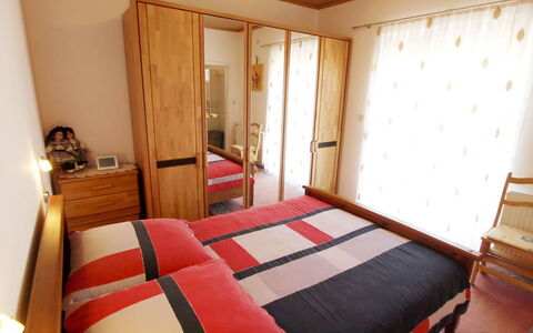Novigrad (Zadar) 307: Bedroom, Bed, Room, Furniture, Bed Frame, Property, Bed Sheet, Mattress, Interior Design, Building