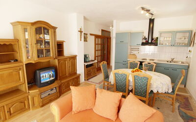 Accommodation:&nbsp;Marija 307.2