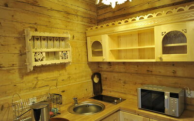 Zakopane 200.2: Countertop, Room, Sink, Cabinetry, Property, Furniture, Interior Design, Kitchen, Lighting, Under-Cabinet Lighting