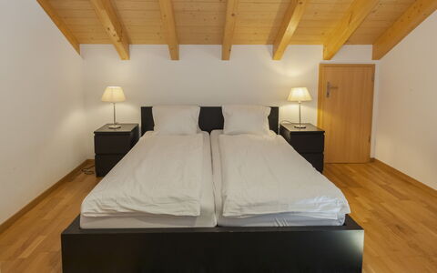 Staubbach: Furniture, Bed, Interior Design, Bedroom, Flooring, Wood, Floor, Ceiling, Bed Sheet, Wood Flooring