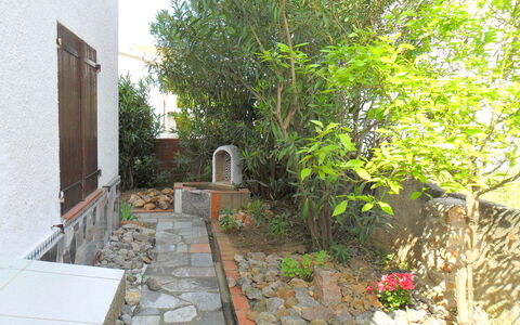 Josiane: Plant, Building, Vegetation, House, Road Surface, Grass, Cottage, Tree, Landscape, Groundcover