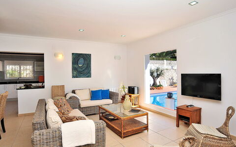 El Olivo: Furniture, Picture Frame, Couch, Comfort, Interior Design, Lighting, Living Room, Houseplant, Floor, Flooring