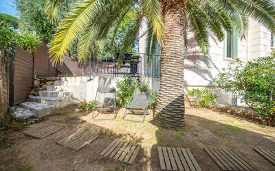 Accommodation:&nbsp;Castel Haussmann 151.4